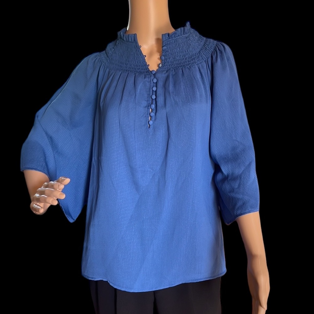 Blue top - Picture 9 of 9